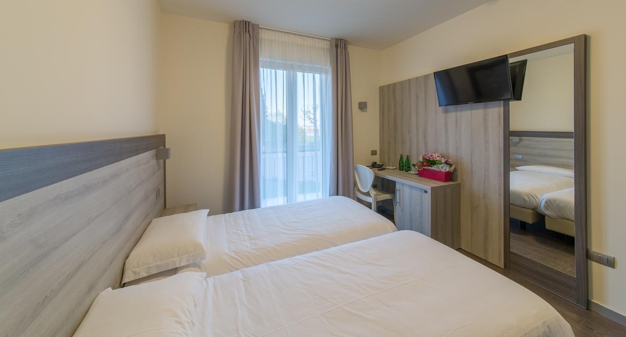 Hotel Panineria Colombera Rossa Brescia megye Kültér fotó