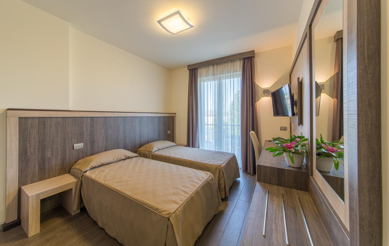 Hotel Panineria Colombera Rossa Brescia megye Kültér fotó